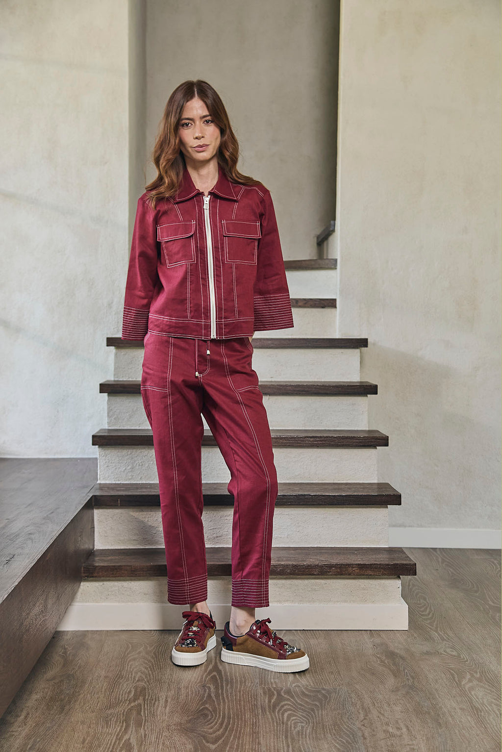 PANTALON PRETINA CON JARETA BOTA TUBO RUEDO CON PESPUNTE