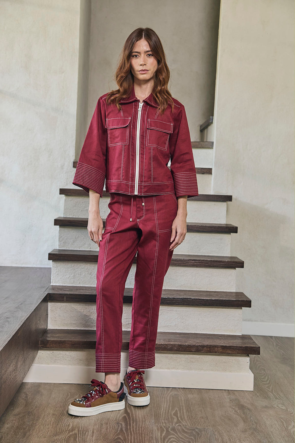 PANTALON PRETINA CON JARETA BOTA TUBO RUEDO CON PESPUNTE
