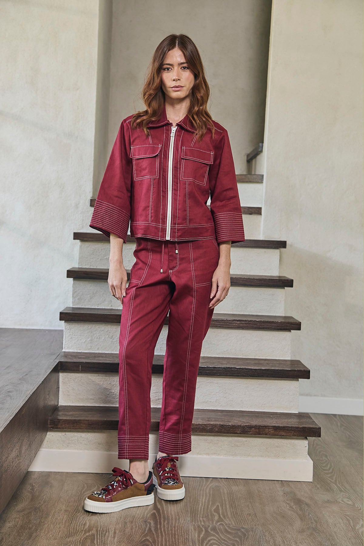 PANTALON PRETINA CON JARETA BOTA TUBO RUEDO CON PESPUNTE