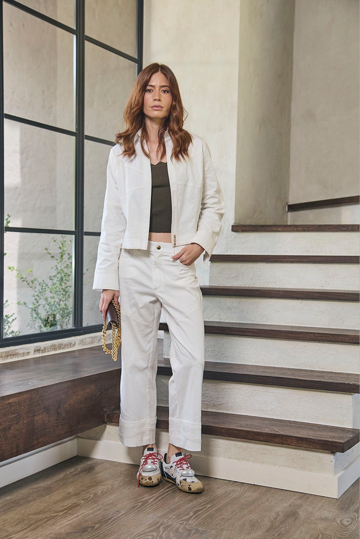 PANTALON BOTA RECTA RUEDO CON DOBLES, PESPUNTE