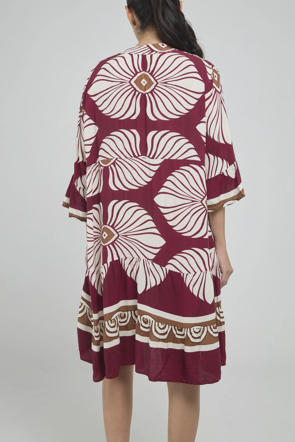 VESTIDO CORTO ESTAMPADO HOJAS PERILLA INTERRUMPIDA  M/C