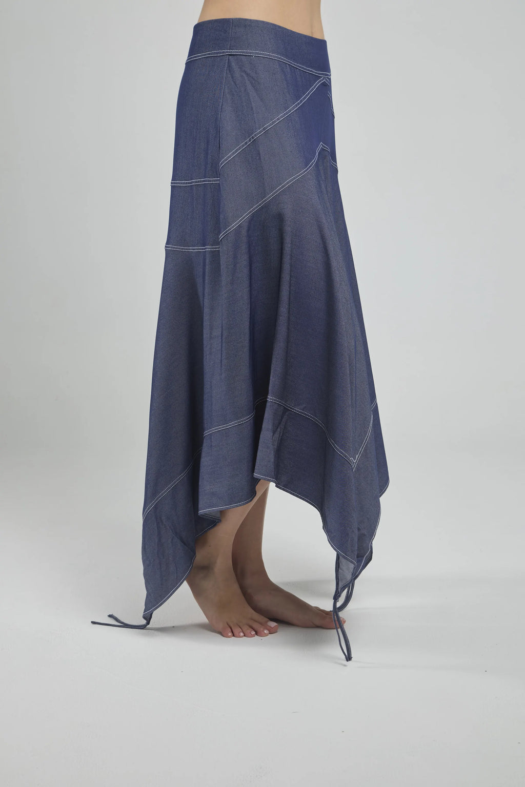 FALDA LARGA CORTE PESPUNTE PICOS RECOGIDO PUNTO