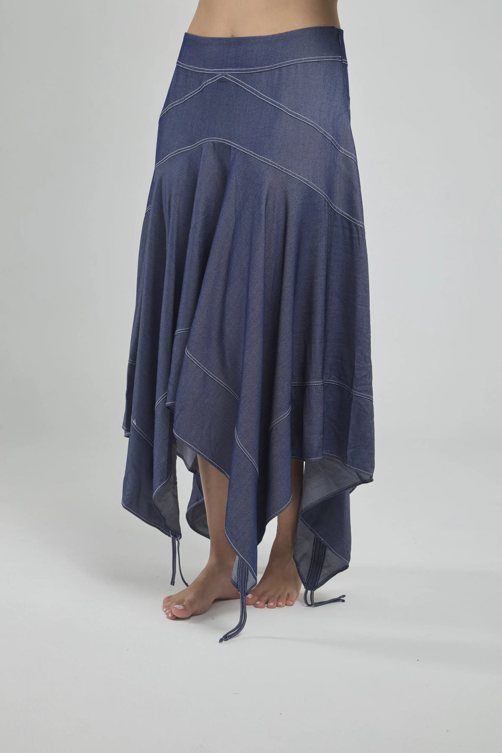 FALDA LARGA CORTE PESPUNTE PICOS RECOGIDO PUNTO