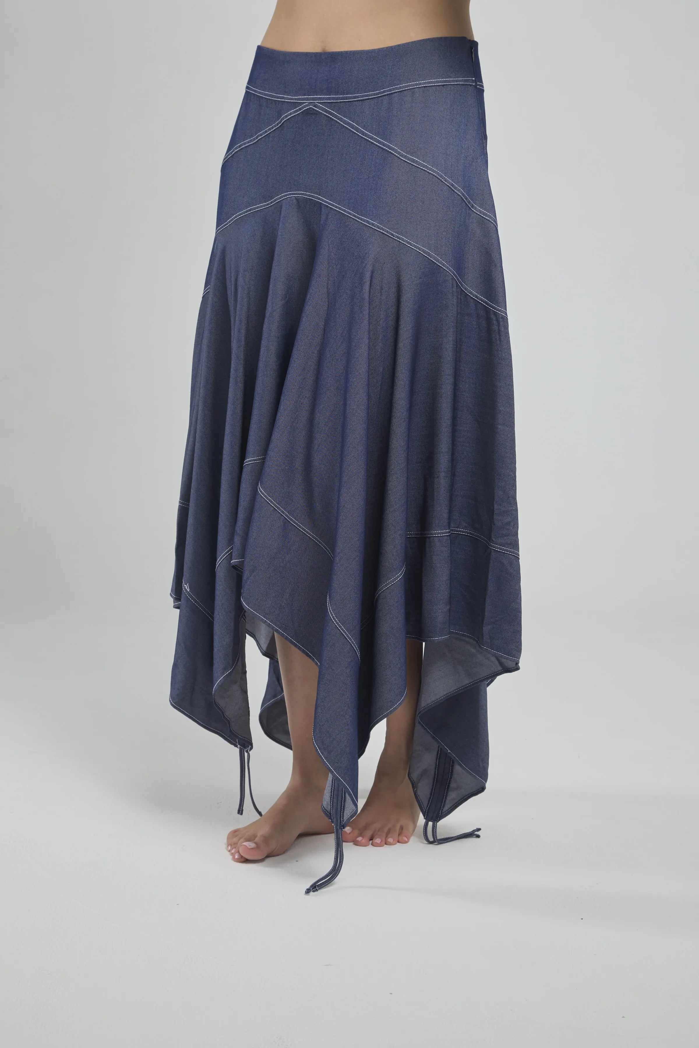 FALDA LARGA CORTE PESPUNTE PICOS RECOGIDO PUNTO