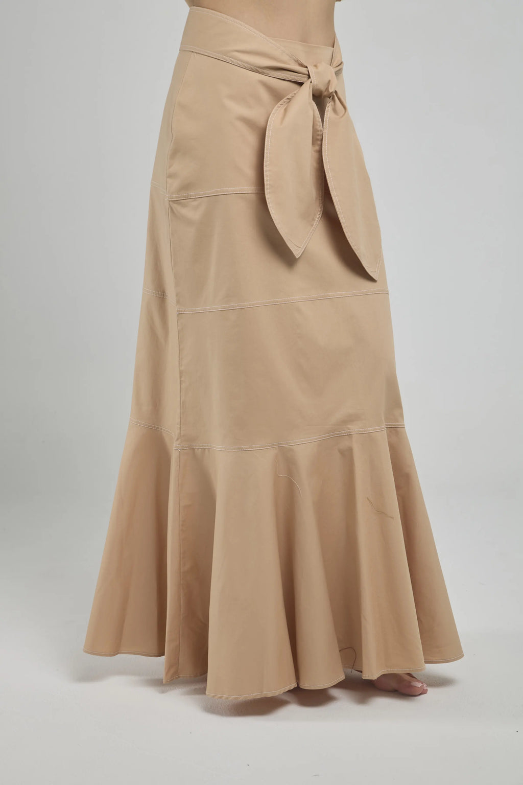 FALDA LARGA CORTE HORIZONTAL  FAJON PESPUNTE