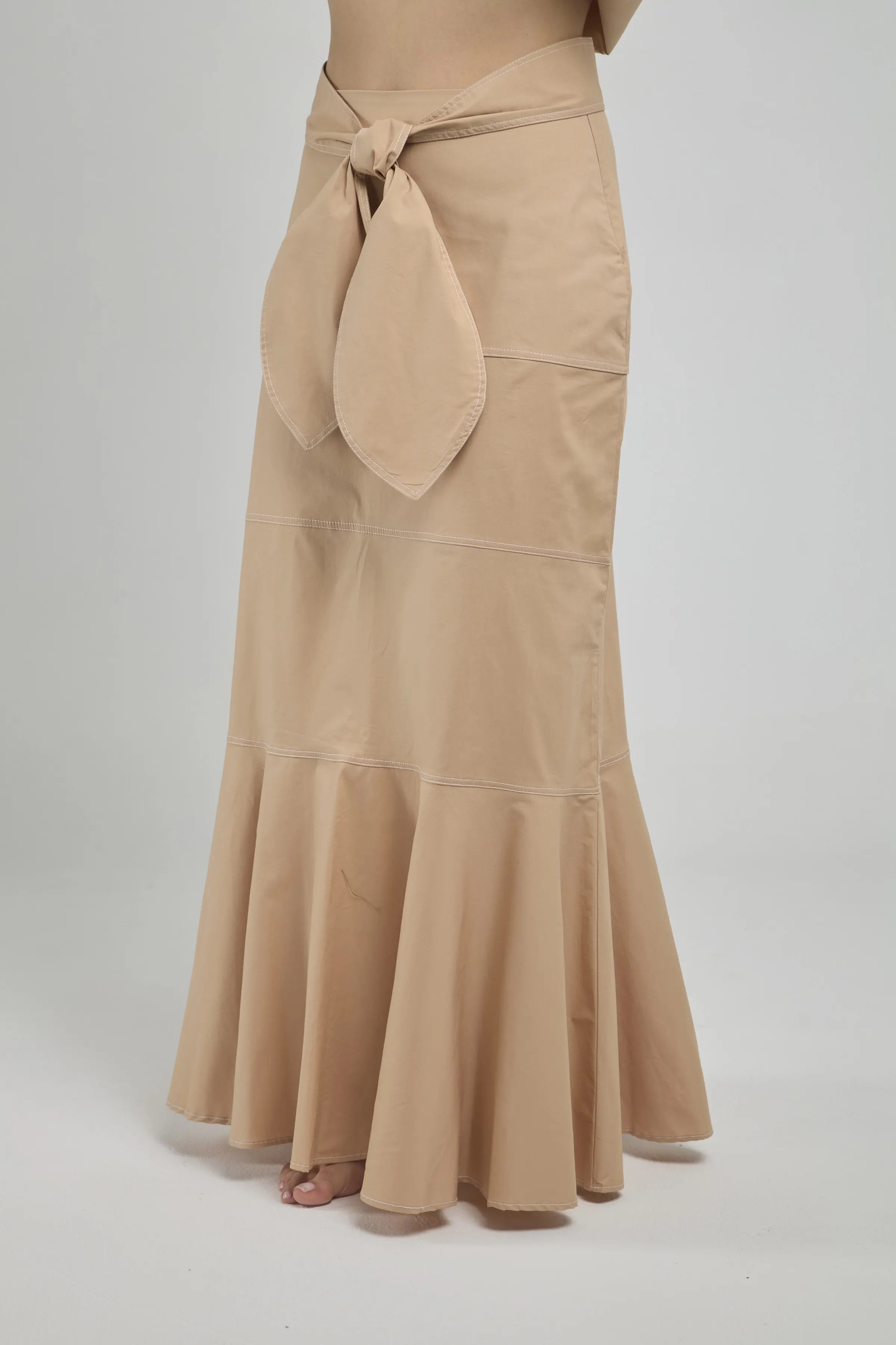 FALDA LARGA CORTE HORIZONTAL  FAJON PESPUNTE