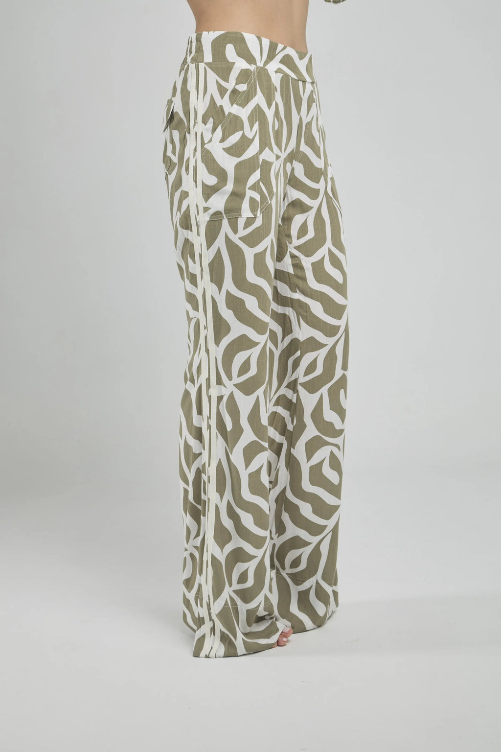 PANTALON ESTAMP BOTA ANCHA PRETINA RESORTE