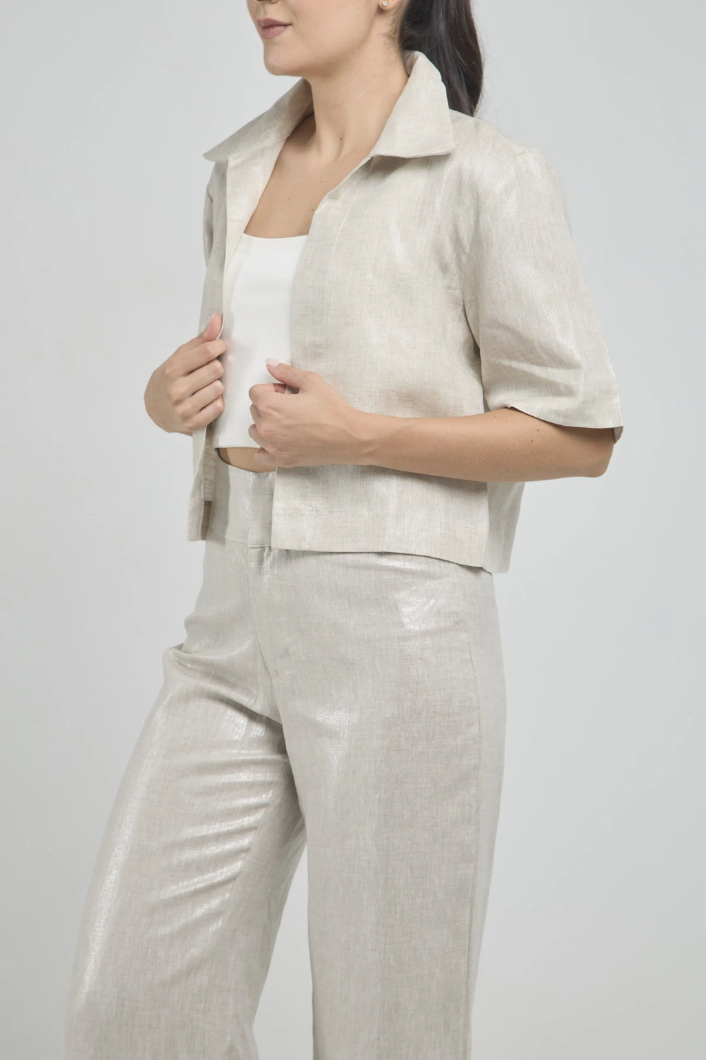 CHAQUETA ABIERTA LINO BRILLANTE C/C MANGA CORTA