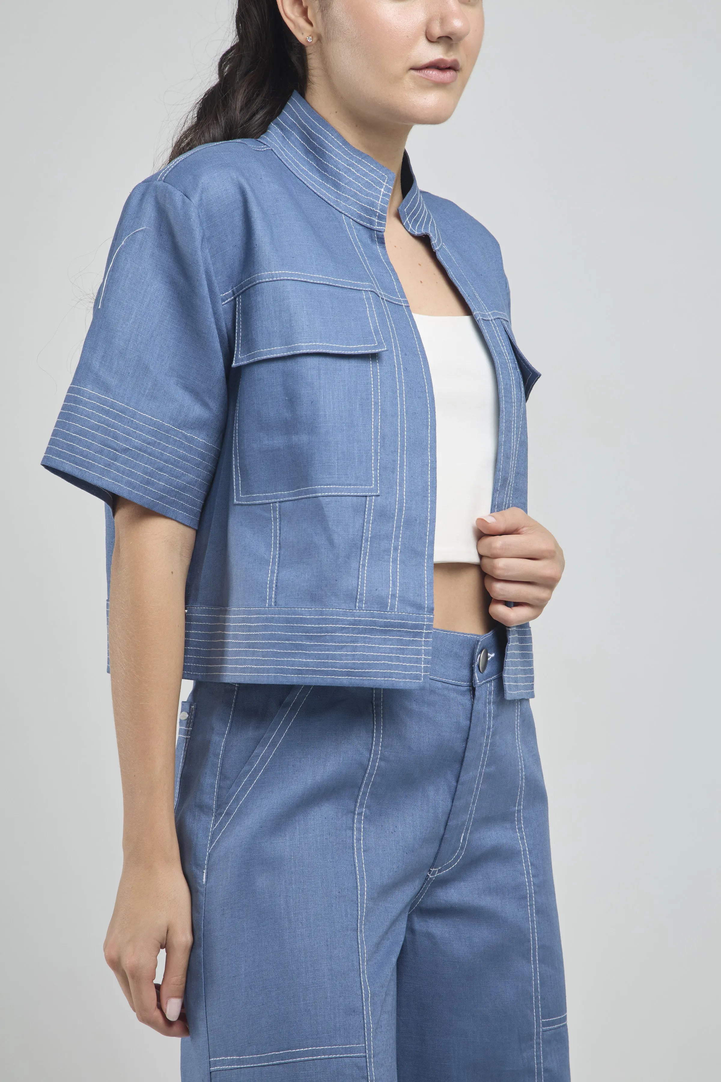 CHAQUETA CORTA ABIERTA MANGA CORTE  C/N PESPUNTE