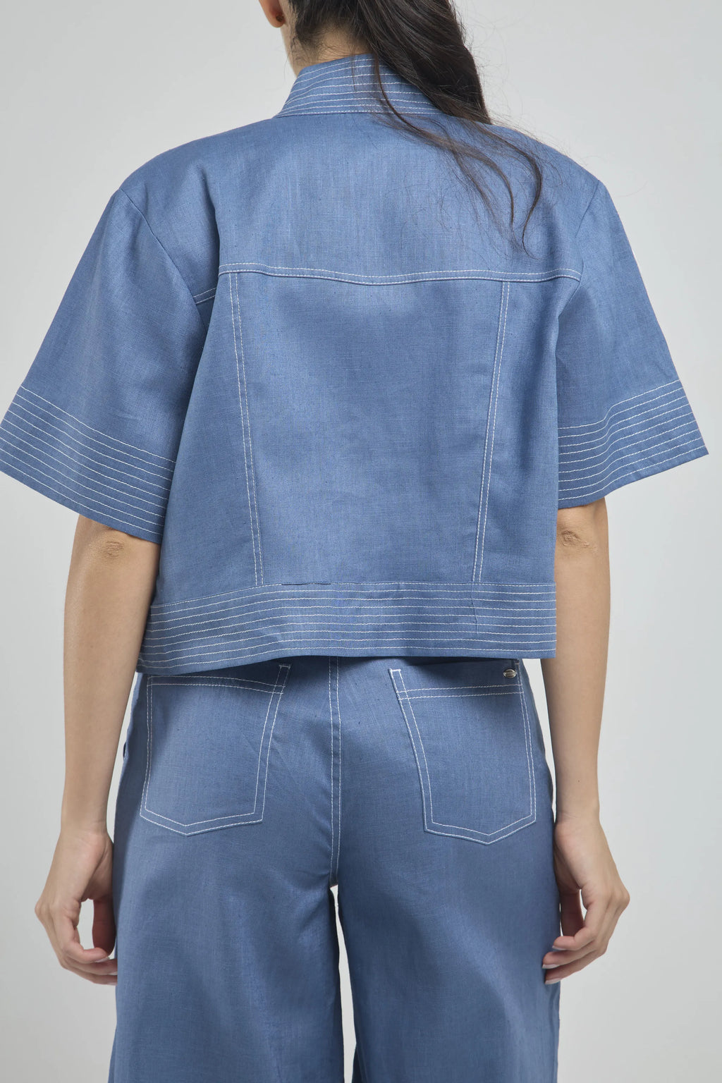 CHAQUETA CORTA ABIERTA MANGA CORTE  C/N PESPUNTE