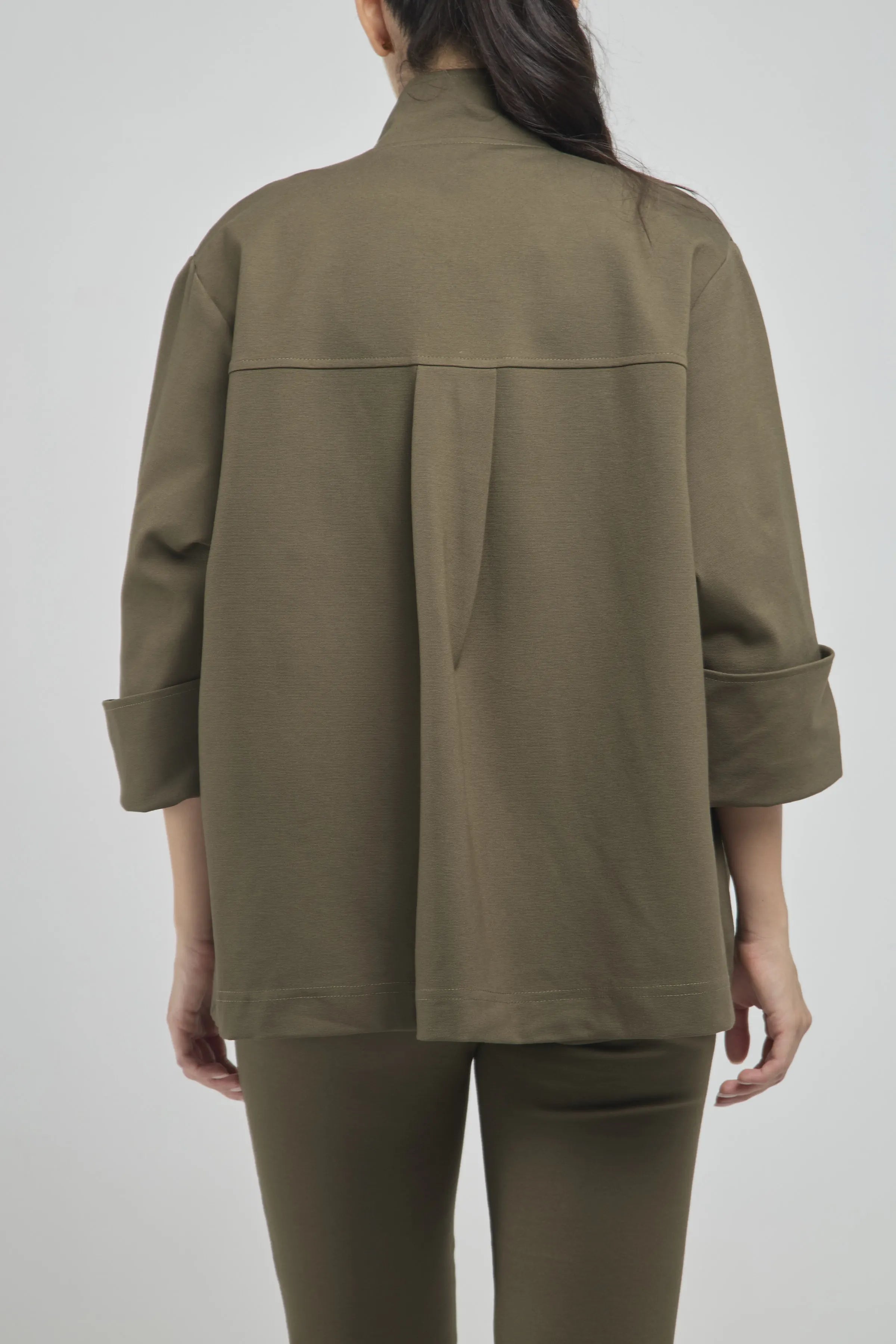 CHAQUETA LARGA CUELLO NERU BOLSILLOS DELANTE MANGA 3/4