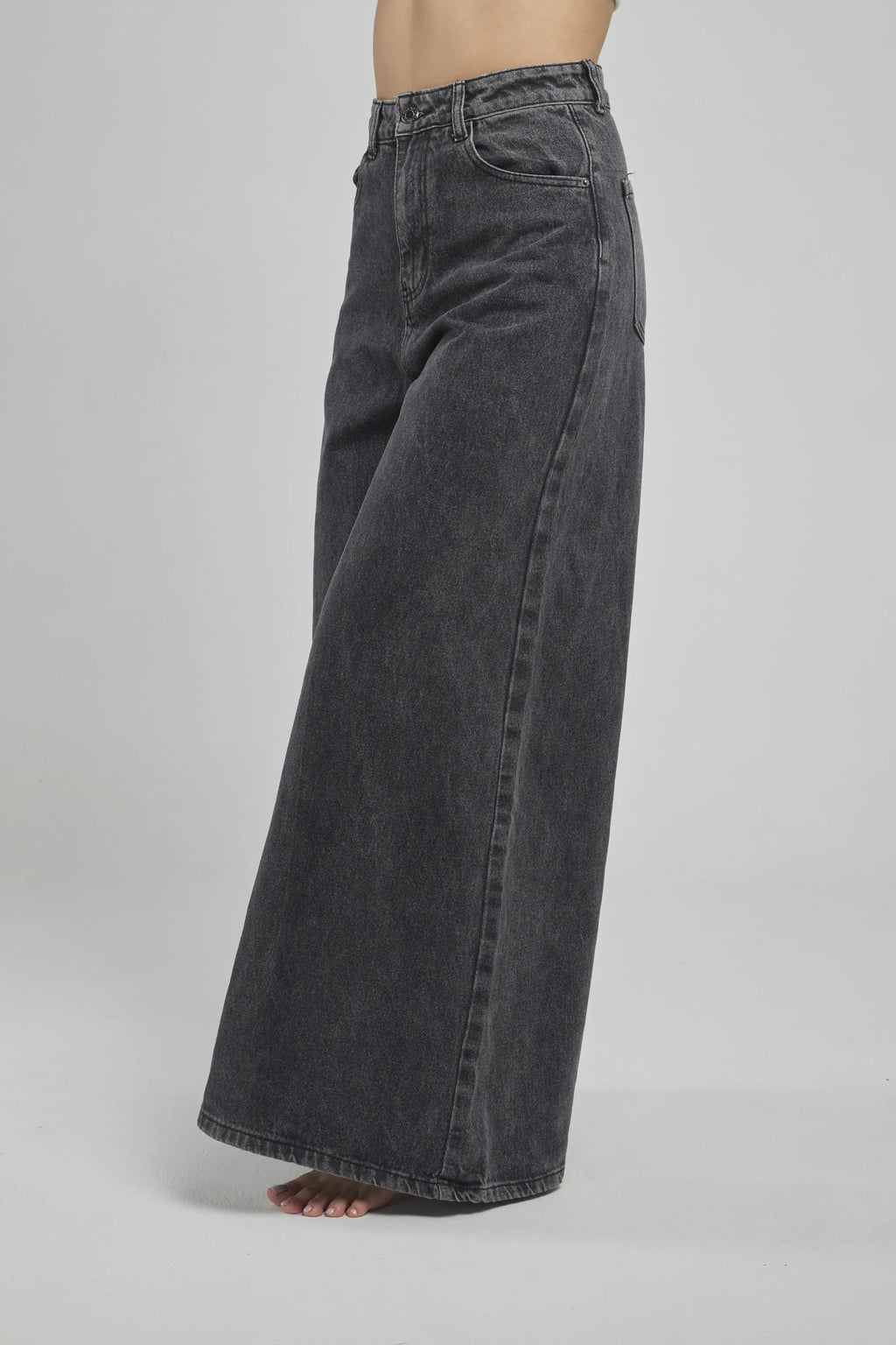 PANTALON JEANS PALAZZO PINZAS ATRAS