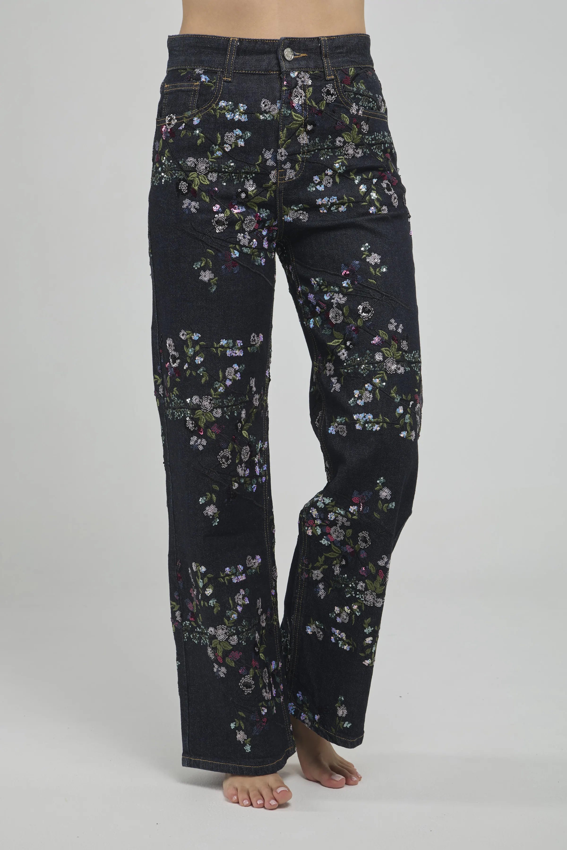 JEANS BOTA RECTA BODADO FLOR LENTEJUELAS