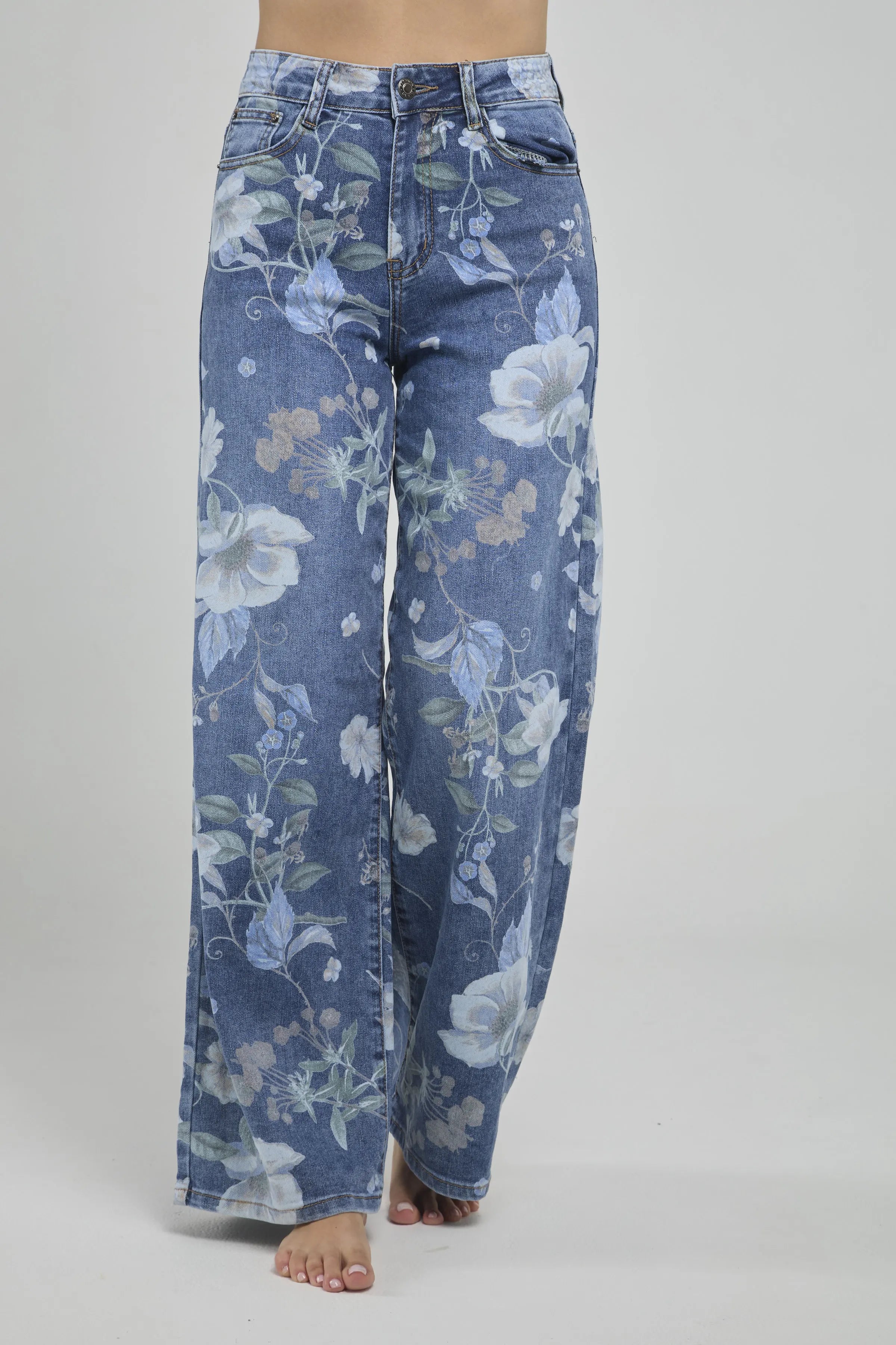 JEANS ESTAMPADO FLORES AZULES BOTA RECTA
