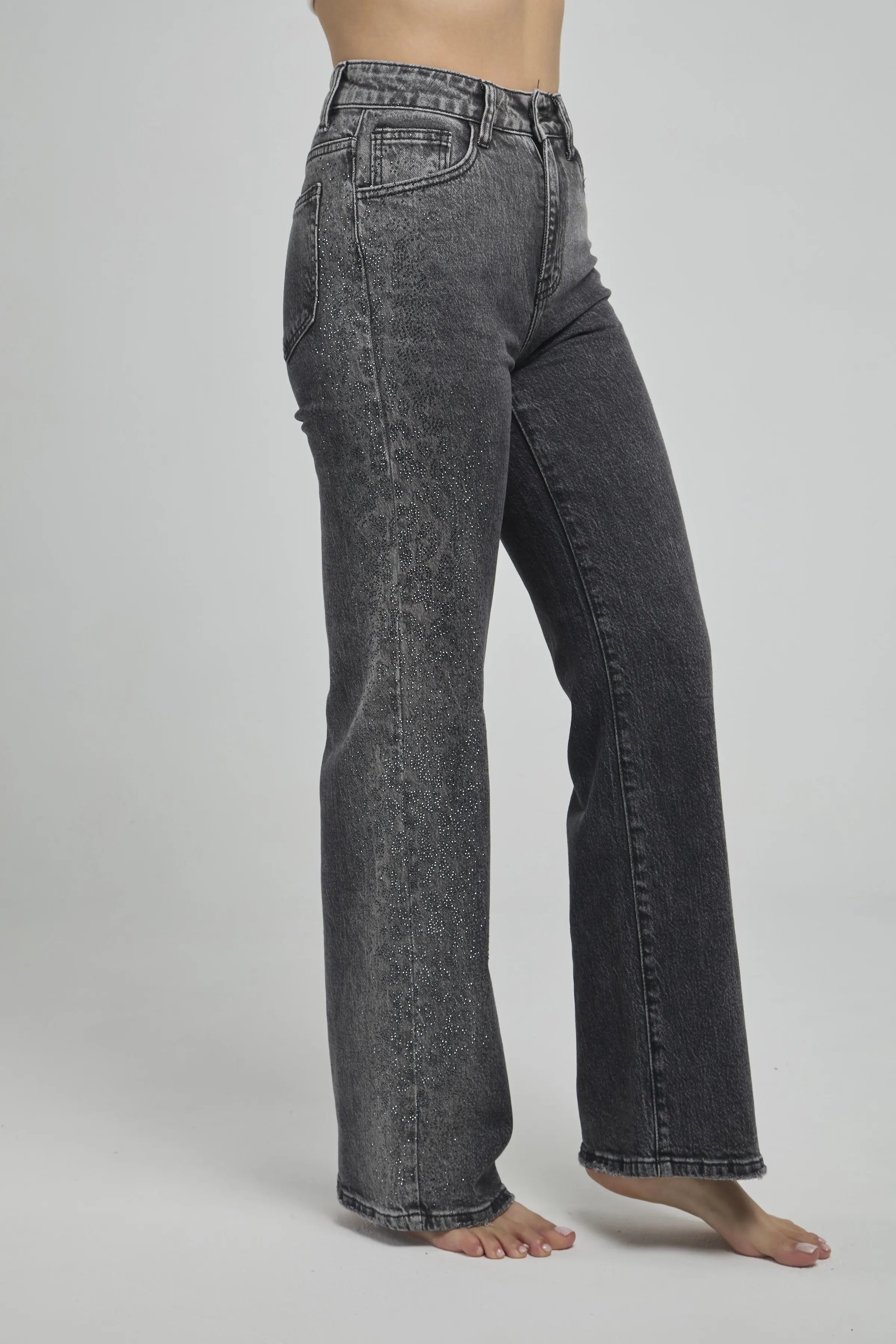 JEANS BOTA RECTA DEGASTADA LADOS CHISPAS NEGRO