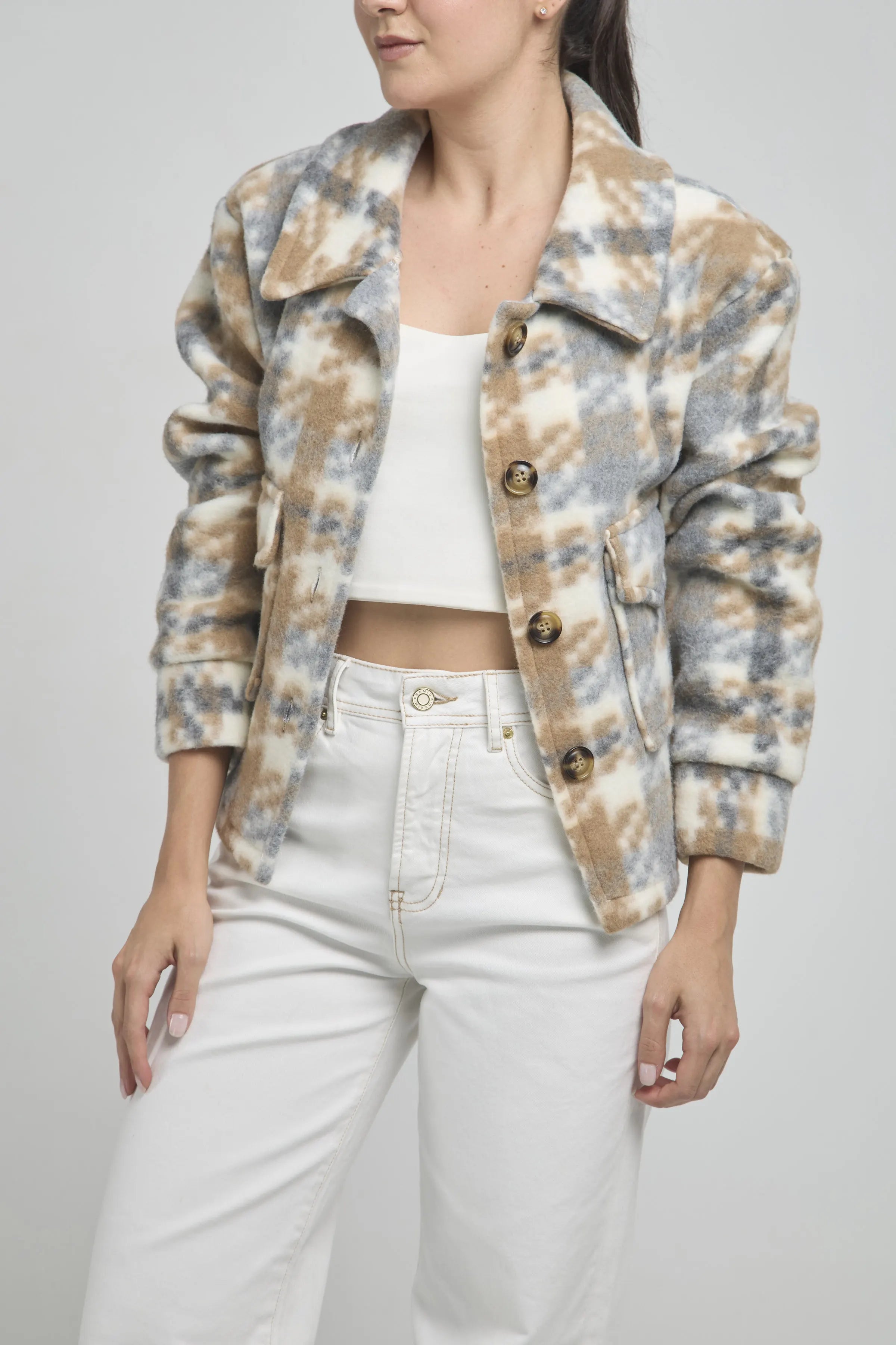 CHAQUETA LANA BOTON ESTAMPADO CUADRO BOLSILLO TAPA