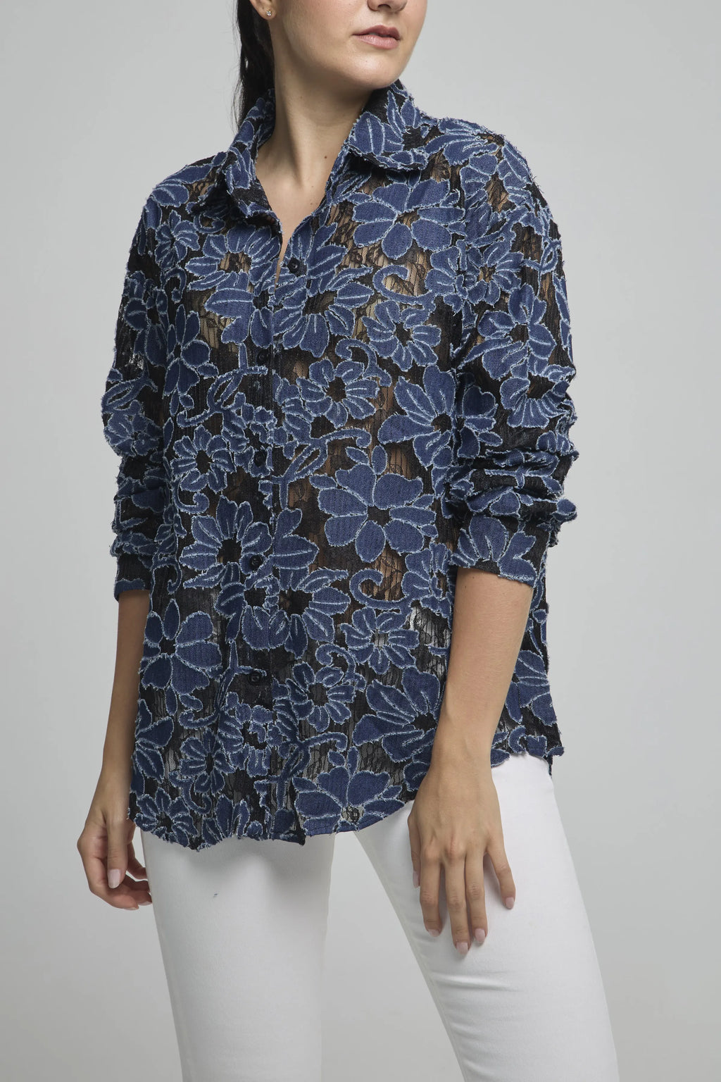 CAMISA BLONDA FLORES CUELLO CAMISERO MANGA LARGA