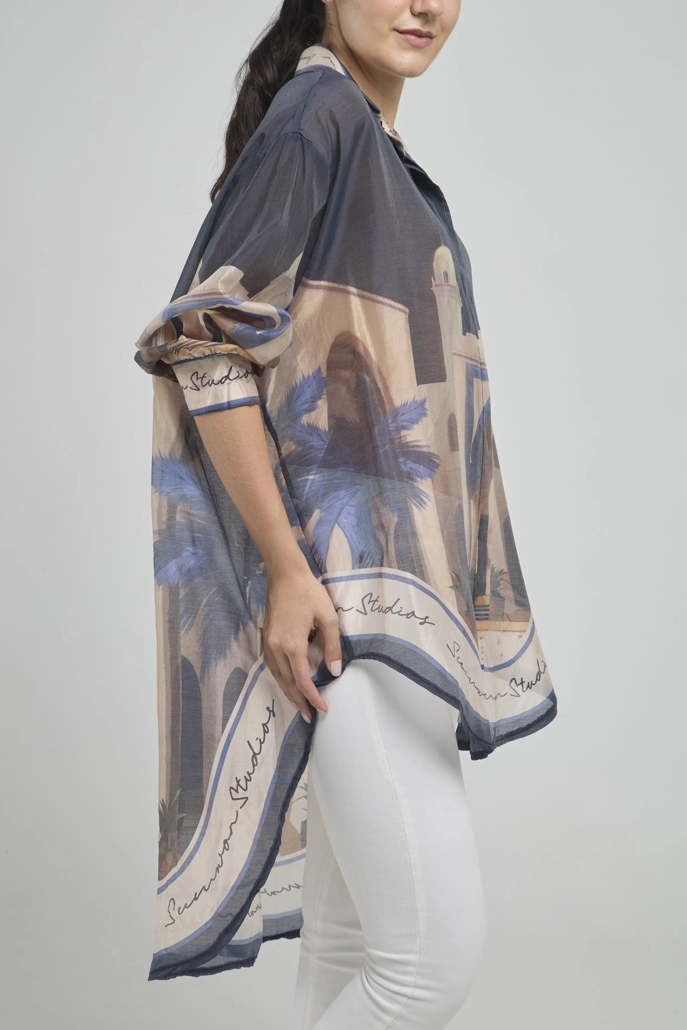 BLUSON ESTAMPADO CASTILLO CUELLO CAMISERO DOBLE PERILLA COLA