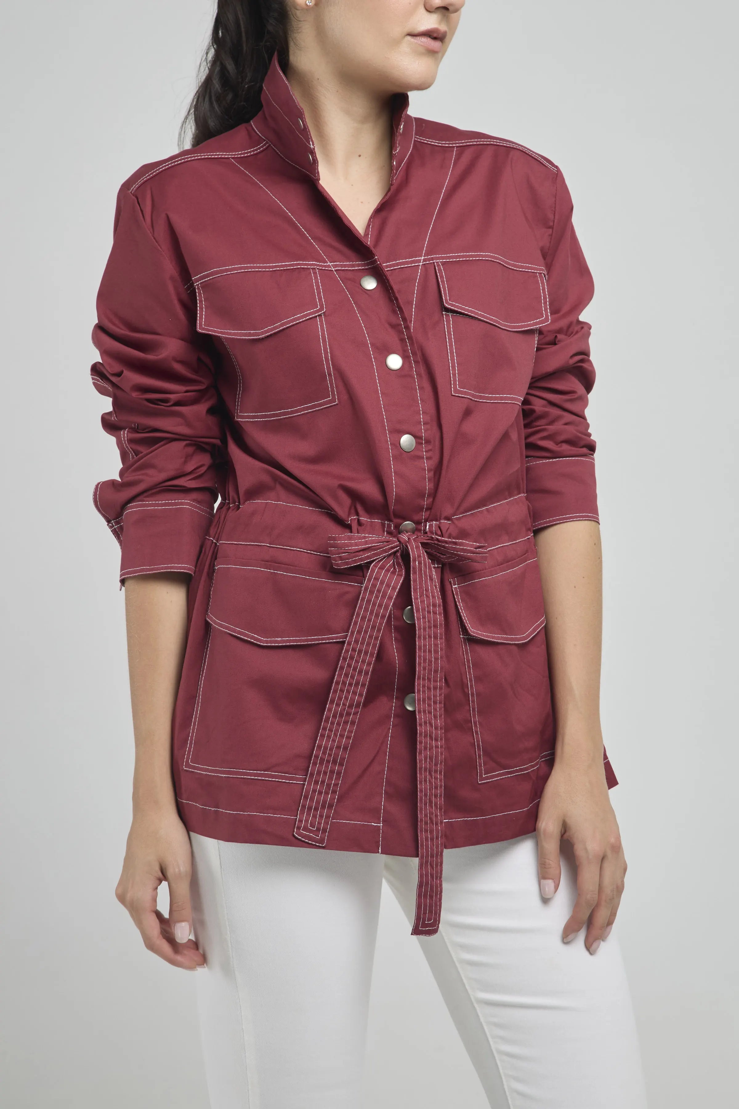 CHAQUETA TIPO SAFARI CODERA CINTURA PESPUNTE  C/N