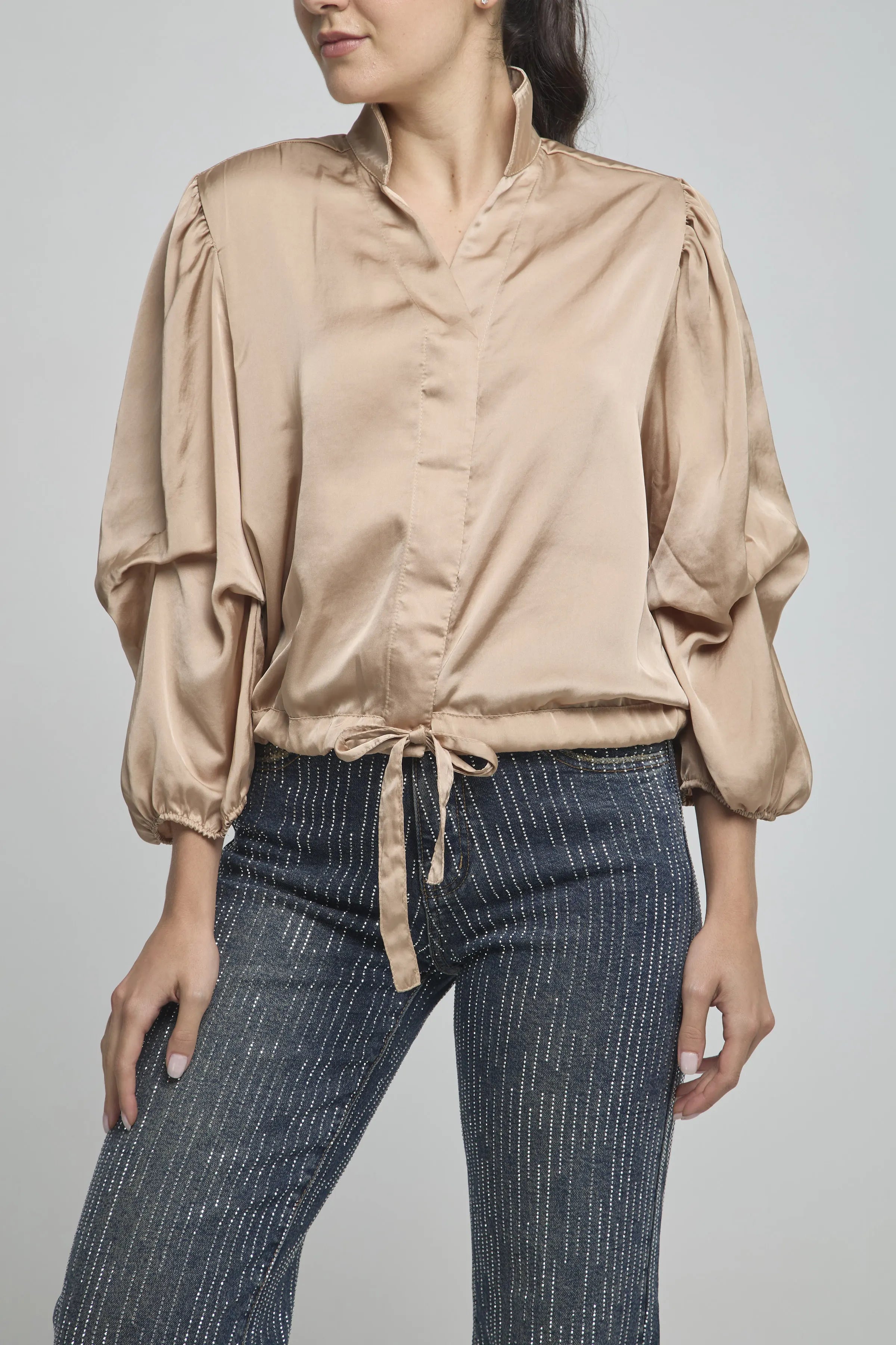 BLUSA JARETA MANGA PELLISCO CUELLO NERU