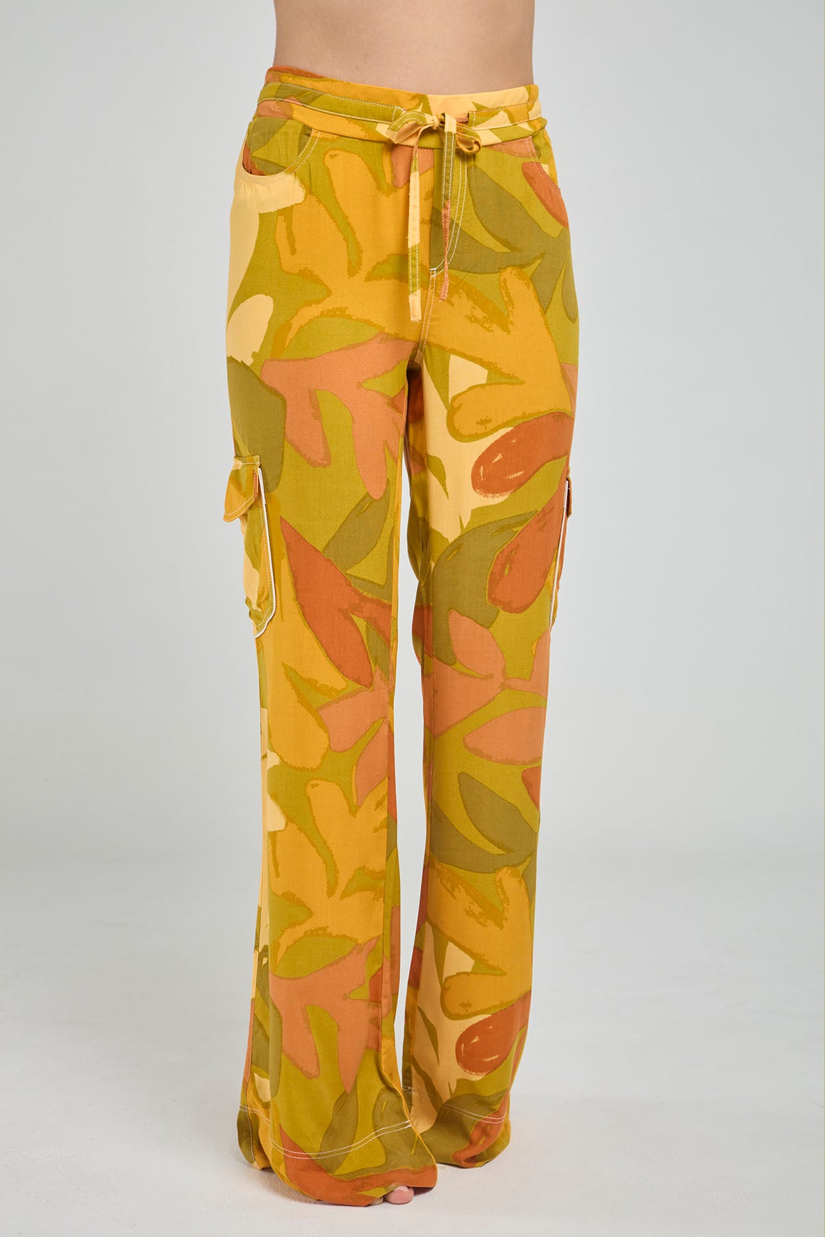 PANTALON BOTA ANCHA ESTAMPADO COLORIDO