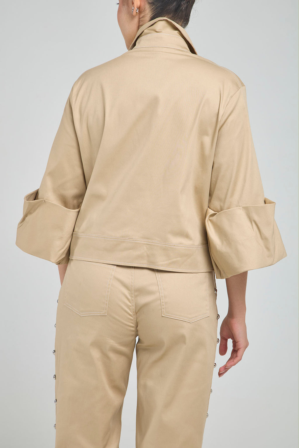 CHAQUETA CORTA DE CIERRE MANGA 3/4