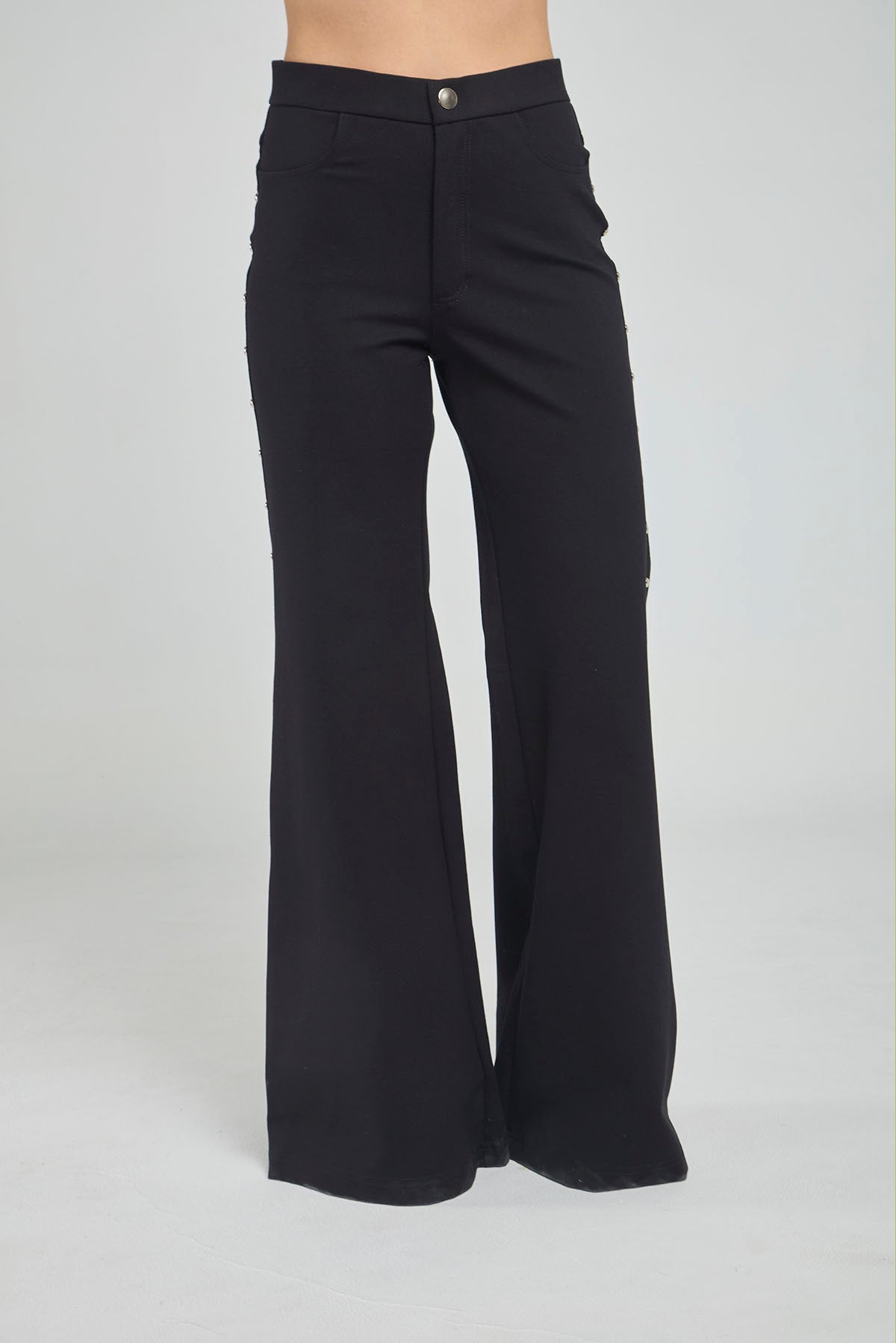 PANTALON BOTA RECTA CON TACHES LATERALES