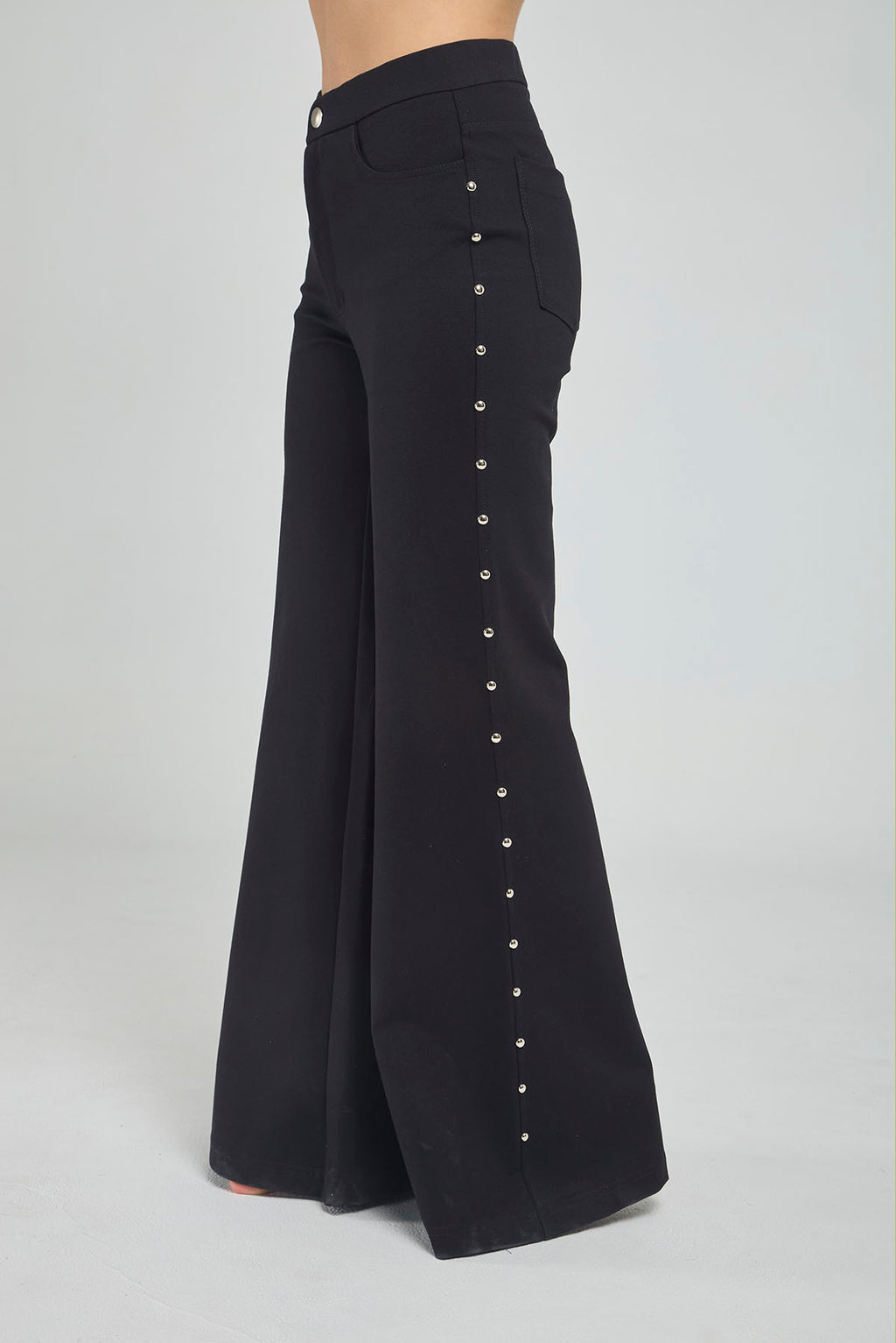 PANTALON BOTA RECTA CON TACHES LATERALES