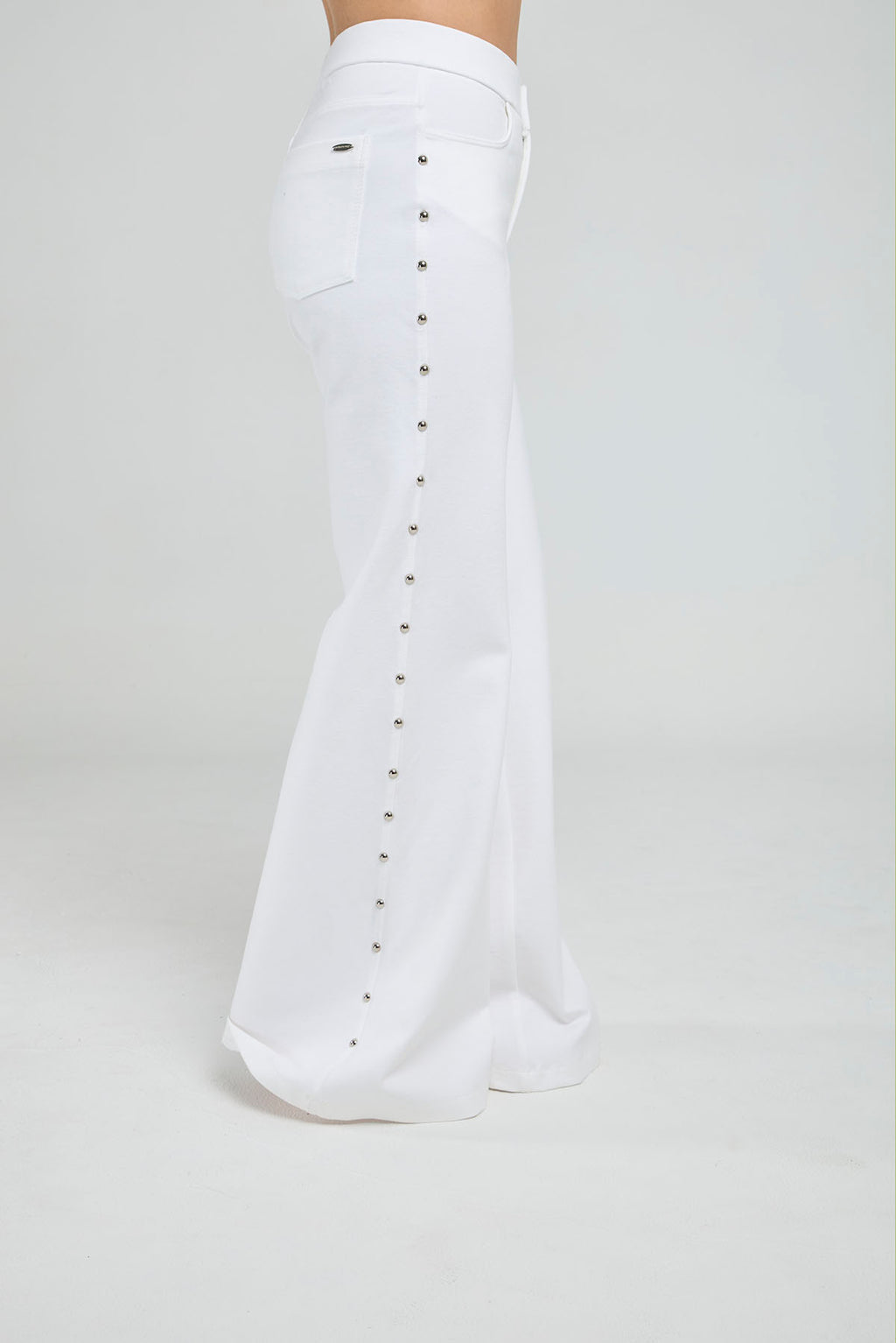 PANTALON BOTA RECTA CON TACHES LATERALES