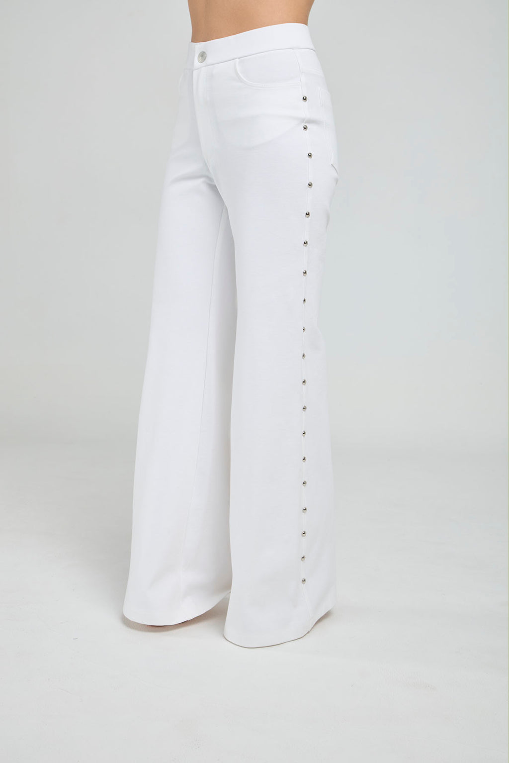 PANTALON BOTA RECTA CON TACHES LATERALES