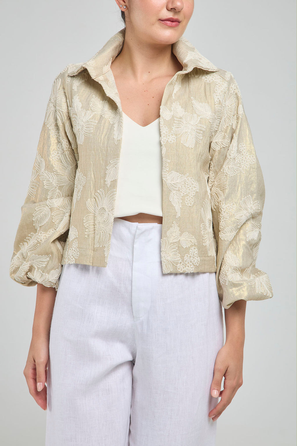 CHAQUETA EN LINO DORADO BORDADA