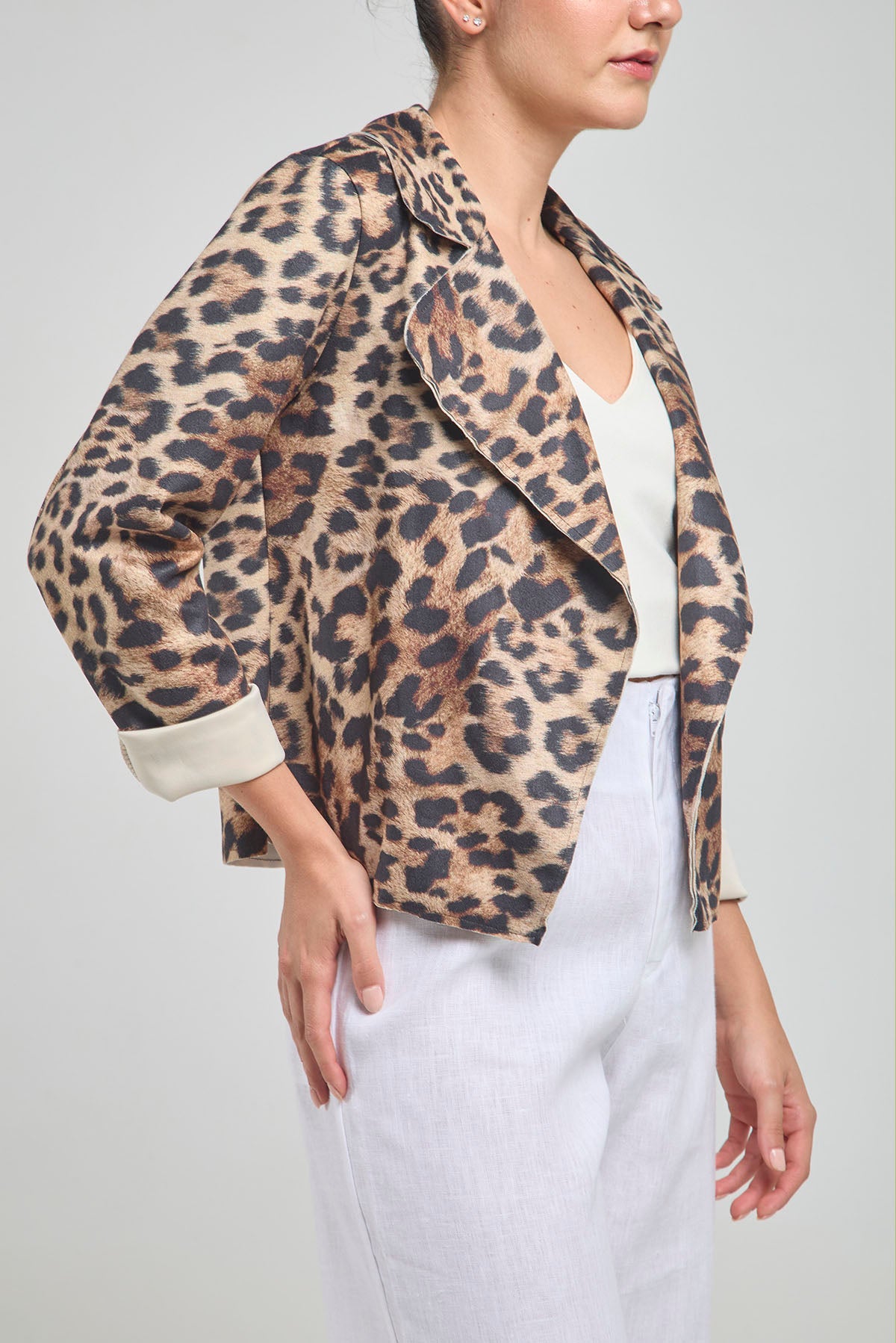 CHAQUETA TIPO BLAZER ANIMAL PRINT MANGA LARGA CUELLO SOLAPA