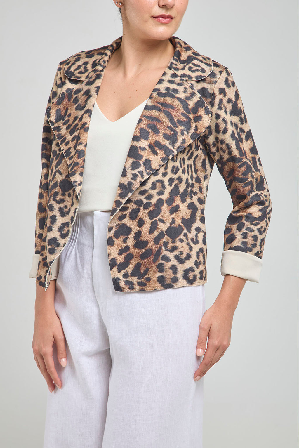 CHAQUETA TIPO BLAZER ANIMAL PRINT MANGA LARGA CUELLO SOLAPA