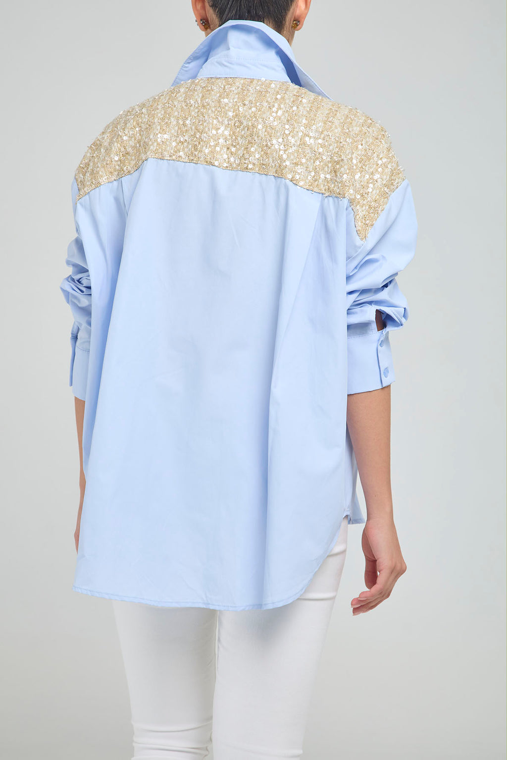 CAMISA APLIQUES ESPALDA BOLSILLO TELA BURDA  M/L C/C