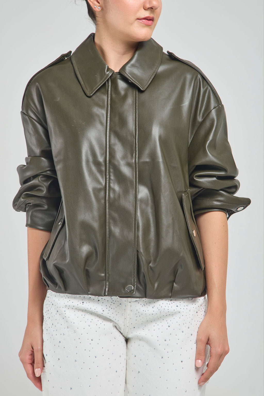 CHAQUETA BOLSILLO TAPAS CHARRTERA HOMBRO  C/C M/L
