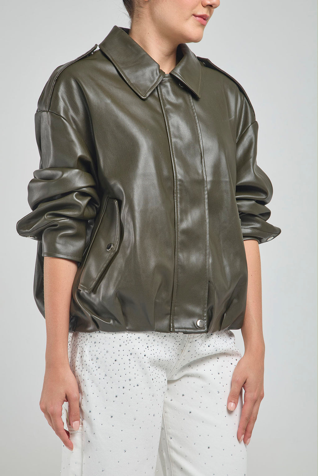 CHAQUETA BOLSILLO TAPAS CHARRTERA HOMBRO  C/C M/L