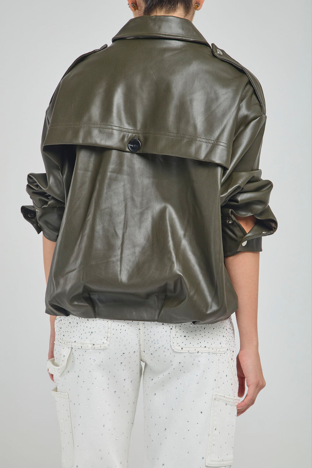 CHAQUETA BOLSILLO TAPAS CHARRTERA HOMBRO  C/C M/L