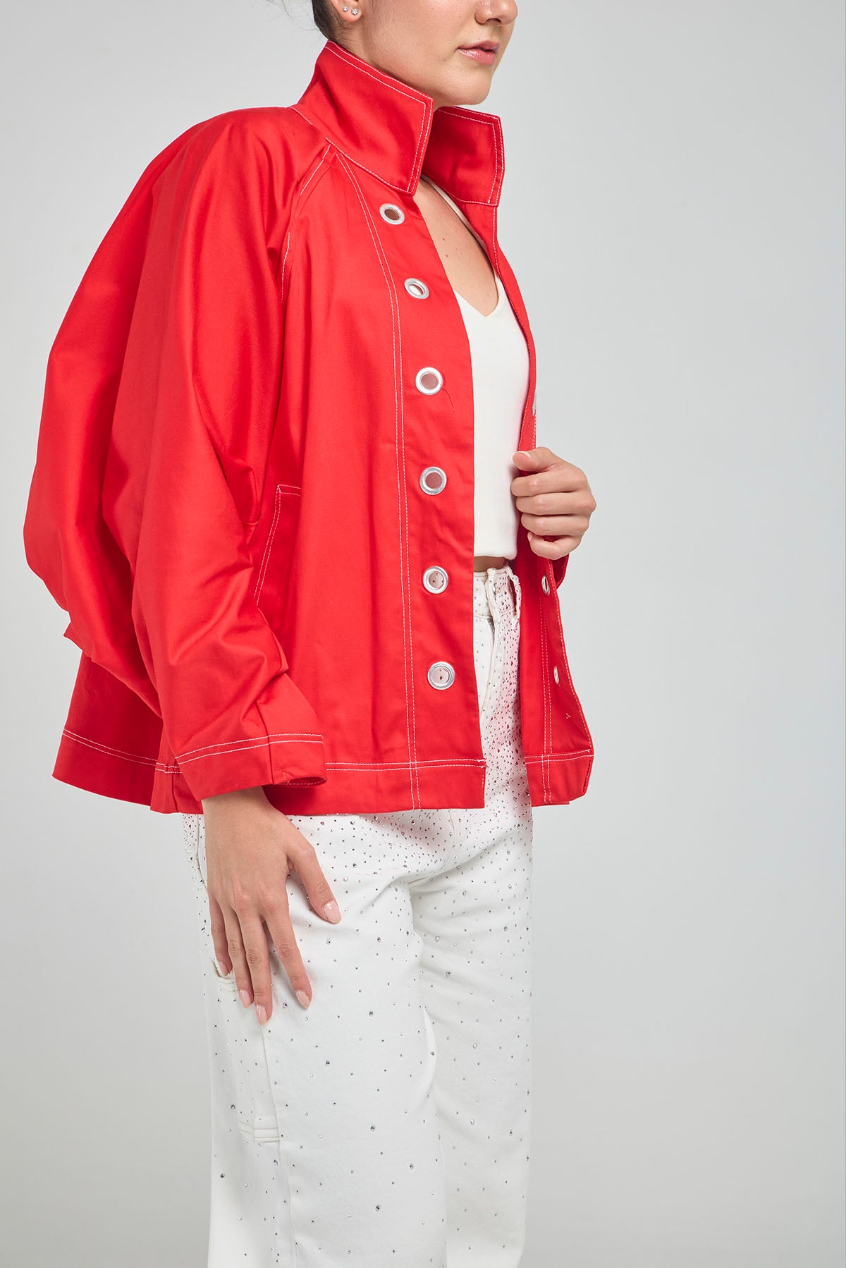 CHAQUETA LARGA ABIERTA  OJALETES PERILLA  MANGA MURCIELAGO