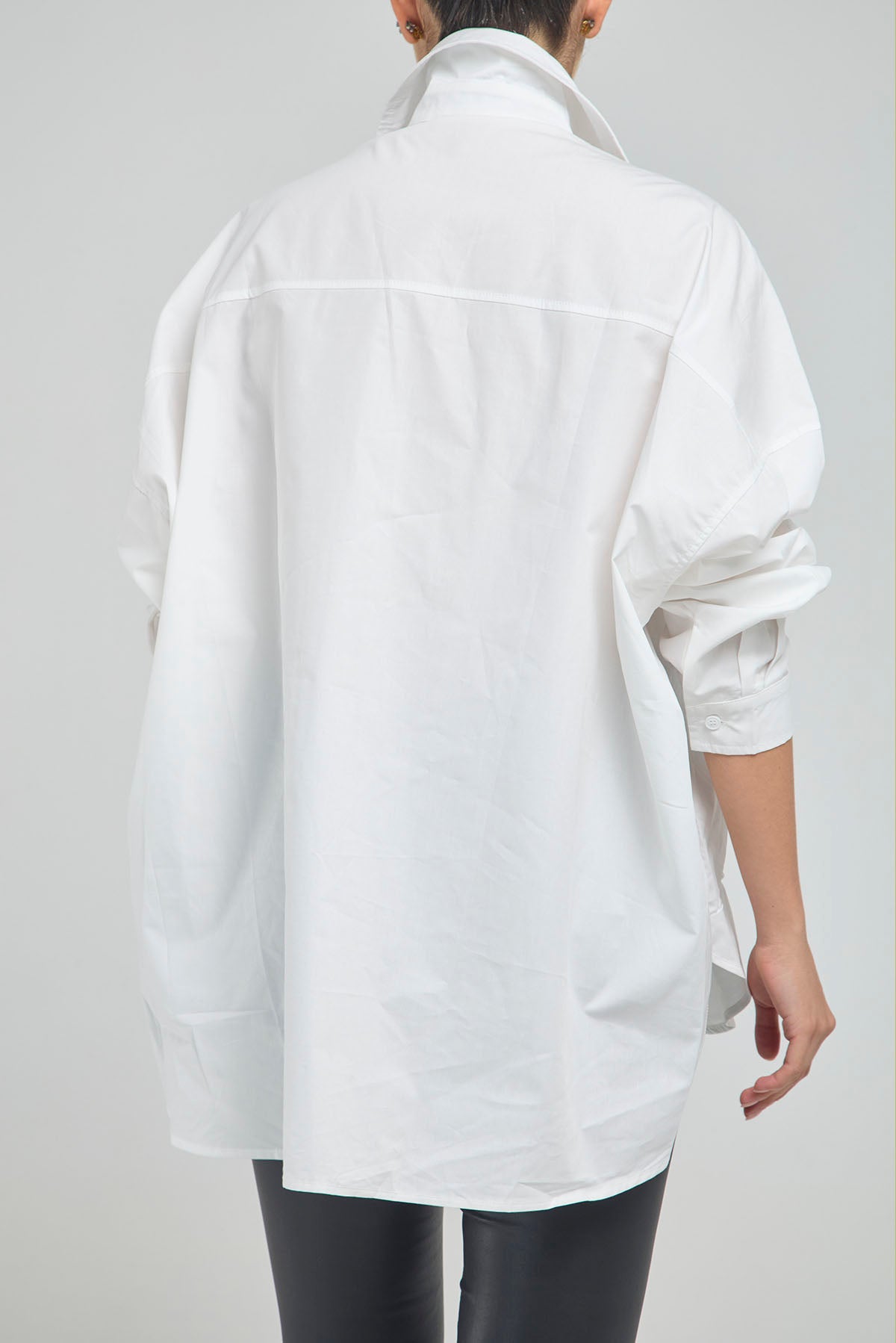 BLUSON PINZA TACHES FRENTE CUELLO CAMISERO MANGA LARGA