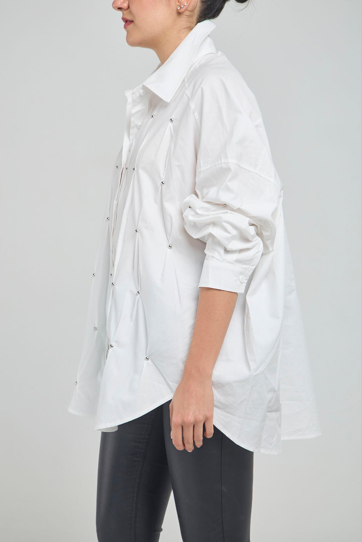 BLUSON PINZA TACHES FRENTE CUELLO CAMISERO MANGA LARGA