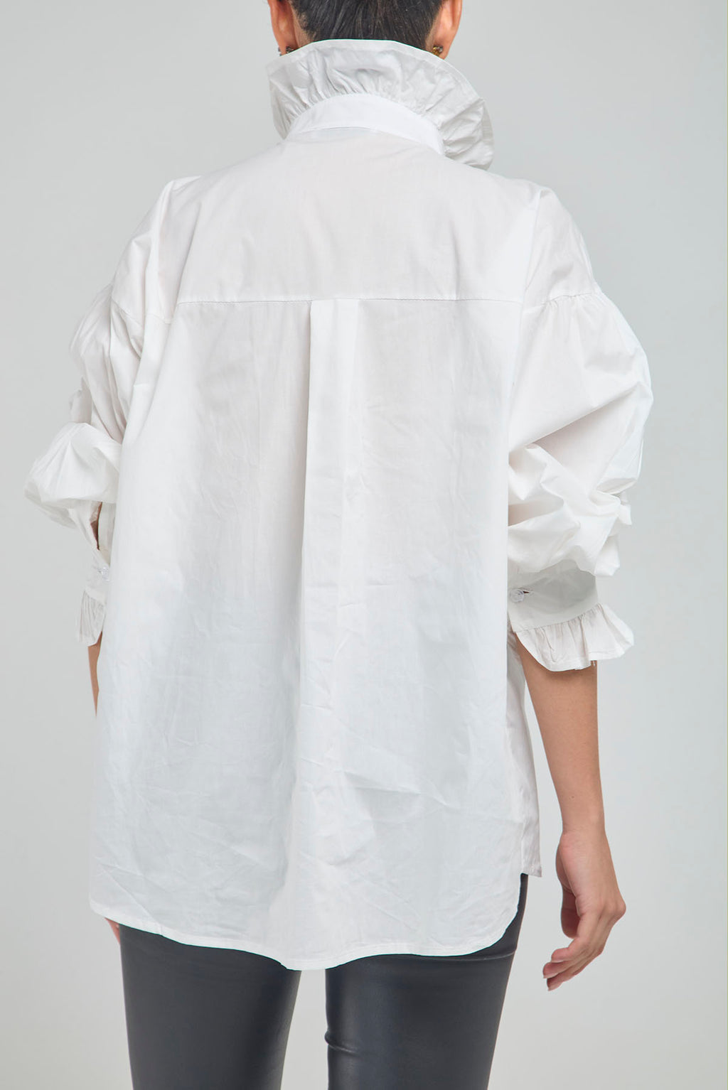 CAMISA PERILLA ESCODIDA BOLERO CUELLO PUÑO BOTON PIEDRA
