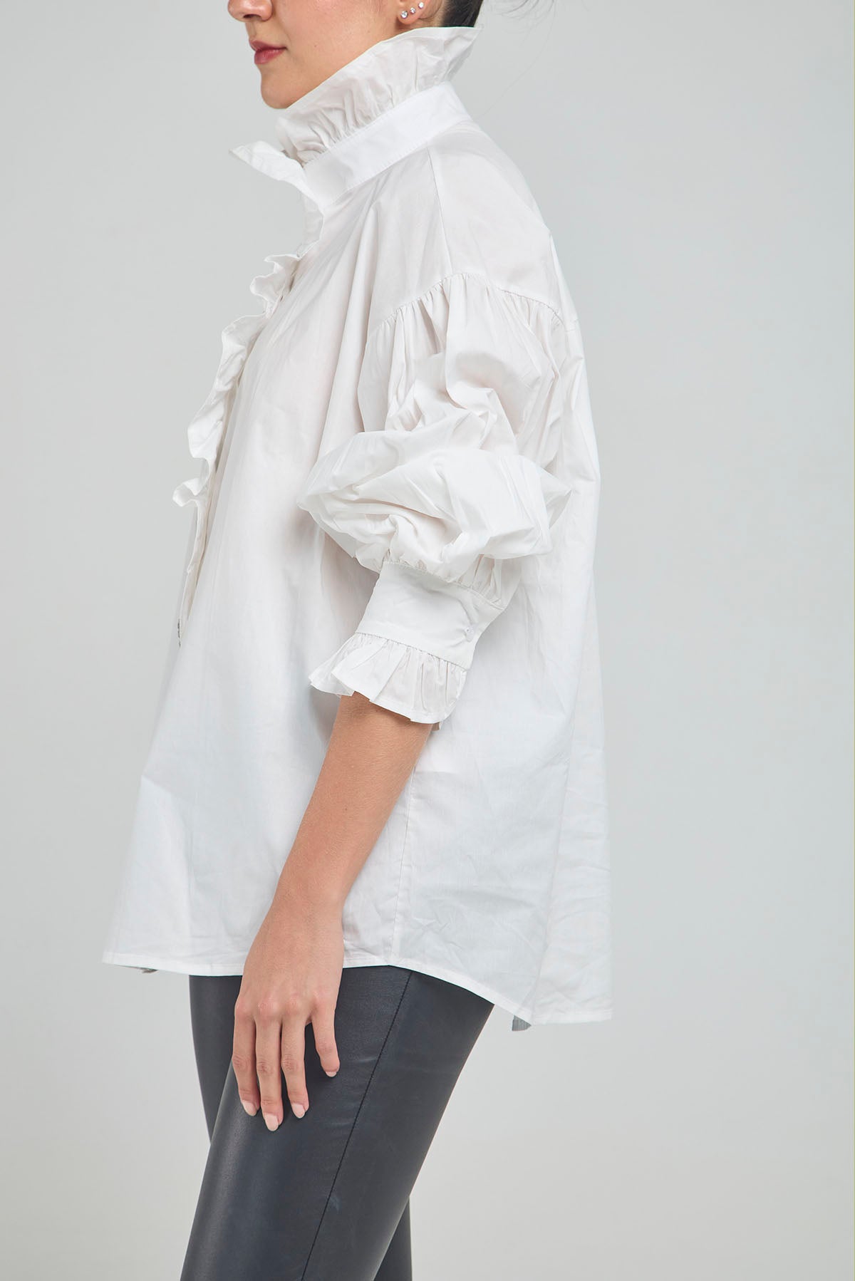 CAMISA PERILLA ESCODIDA BOLERO CUELLO PUÑO BOTON PIEDRA