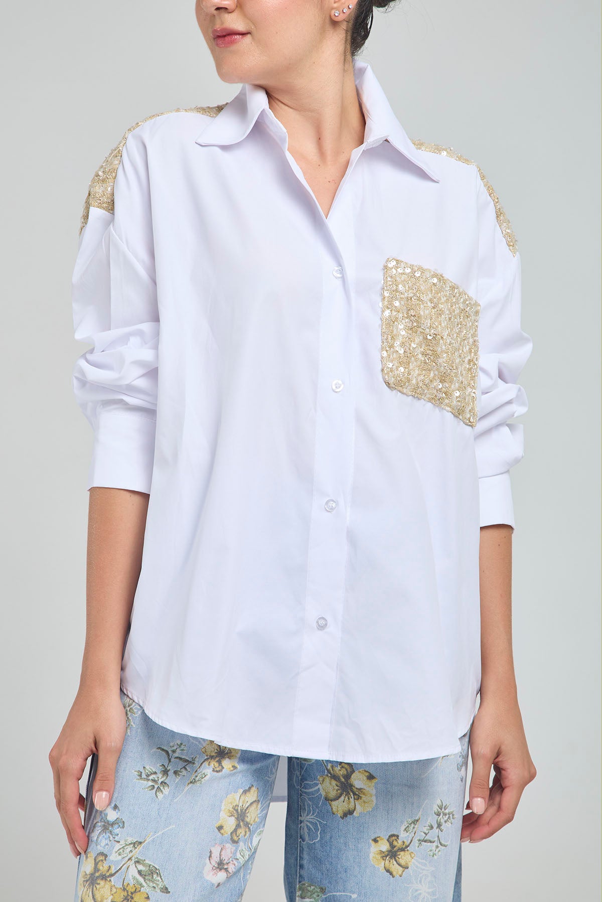 CAMISA APLIQUES ESPALDA BOLSILLO TELA BURDA  M/L C/C