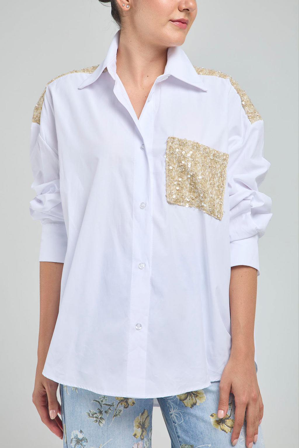 CAMISA APLIQUES ESPALDA BOLSILLO TELA BURDA  M/L C/C