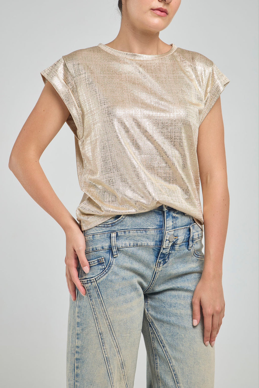 CAMISETA BASICA LUREX CUELLO REDONDO MANGA RODADA