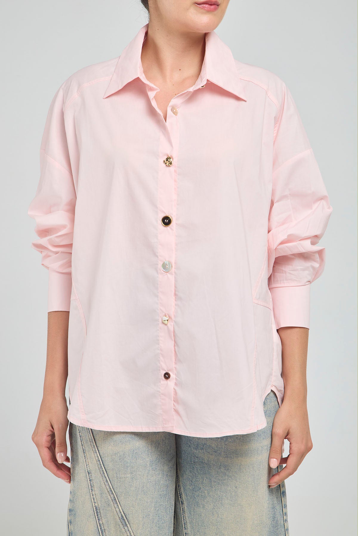 CAMISA CORTE LADOS FRENTE BOTON VARIOS CUELLO CAMISERO