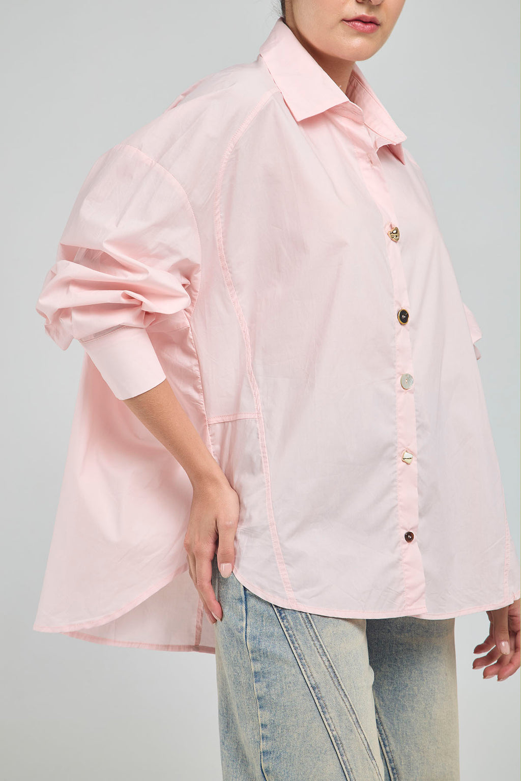 CAMISA CORTE LADOS FRENTE BOTON VARIOS CUELLO CAMISERO