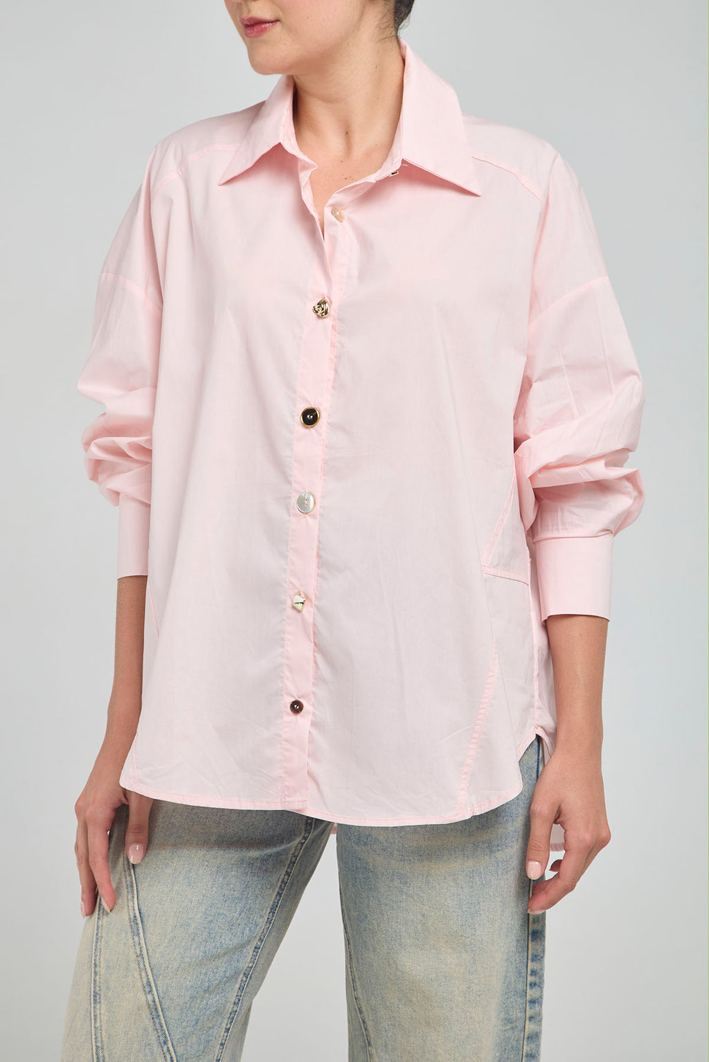 CAMISA CORTE LADOS FRENTE BOTON VARIOS CUELLO CAMISERO