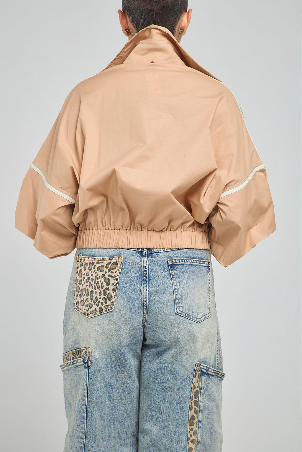 BLUSA CUELLO CAMISERO Y TIRAS CON PRETINA DE RESORTE