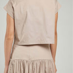 BLUSA BOLSILLO TAPAS BOTON DORADO REPUJADA  MANGA RODADA